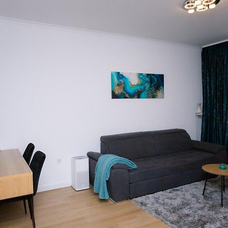 Elysian Urbanscape Brown, 2 Rooms, Near Bucharest Chiajna ภายนอก รูปภาพ